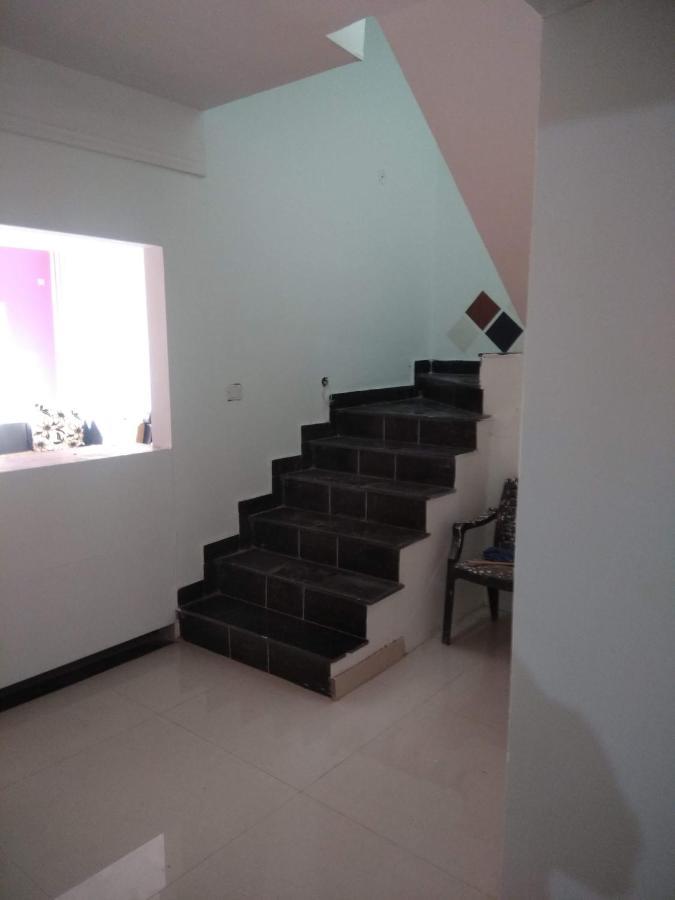 Kalindi Mid Town Villa Indore Buitenkant foto